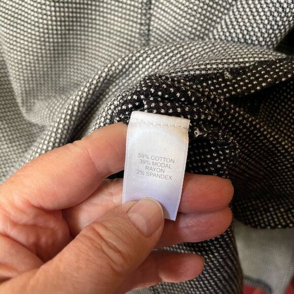 J.Jill size PM knit loose fit scoop neck knit top or sweater. - Picture 5 of 10